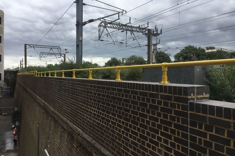 AW Rail Finsbury Park Wall Complete