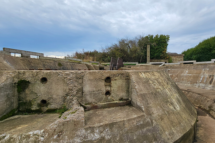 AW group - Wanstone Battery Jane Breach AW group - Wanstone Battery Jane Breach