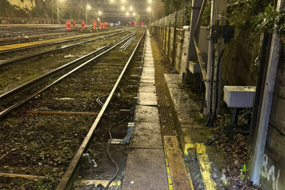 AW Rail - Dartford Blockade Fuse Rail AW Rail - Dartford Blockade Fuse Rail