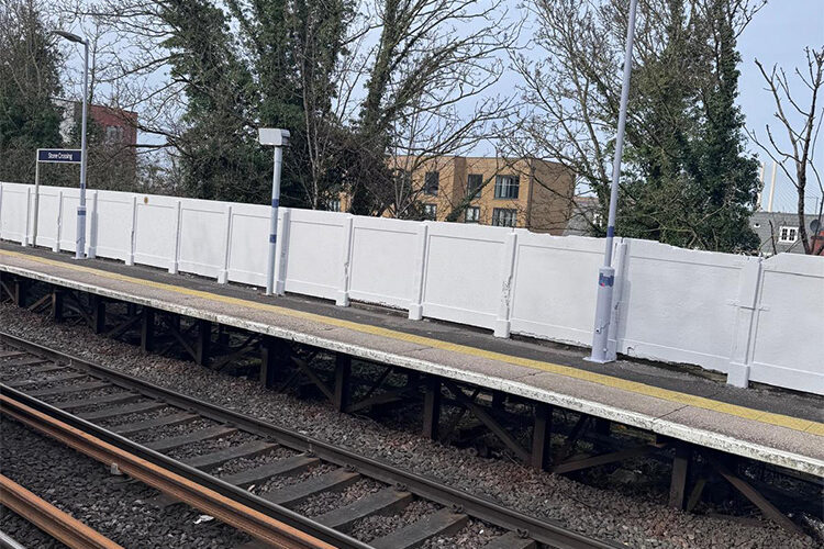 AW Rail - Dartford Blockade Redec Stone Crossing AW Rail - Dartford Blockade Redec Stone Crossing